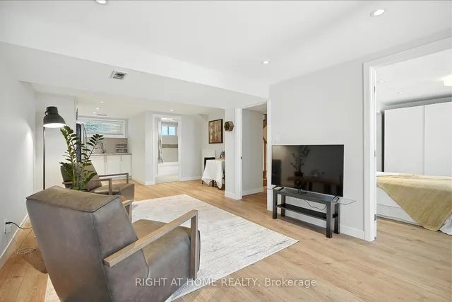 Additional image 25 of 142 Sloane Ave