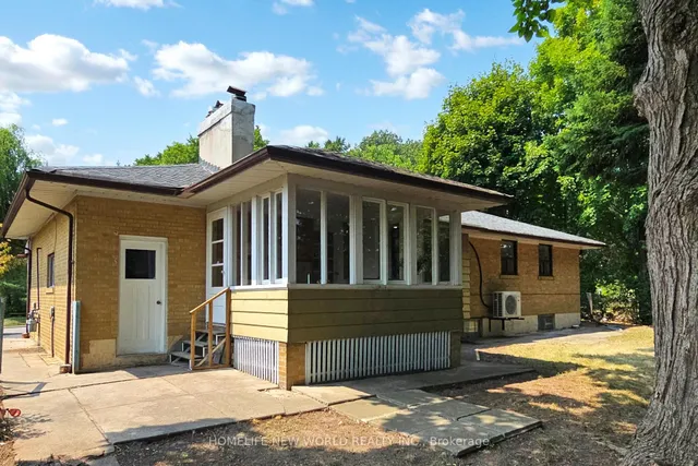 Additional image 28 of 65 Donalda Cres