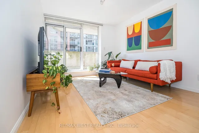 Additional image 16 of 1000 King St Unit 209