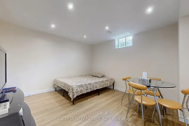 Additional image 25 of 60 Coyote Cres