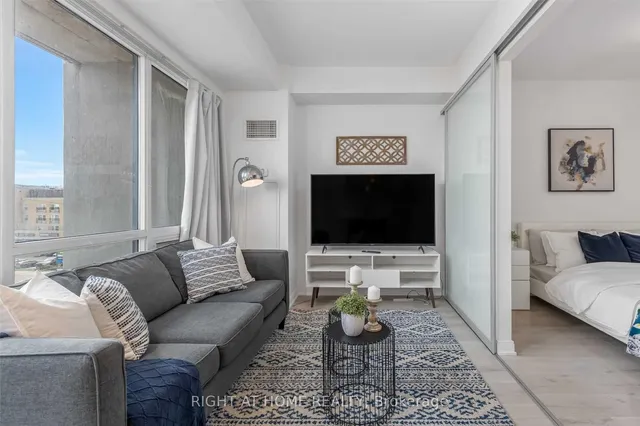 Additional image 9 of 760 The Queensway Unit 410