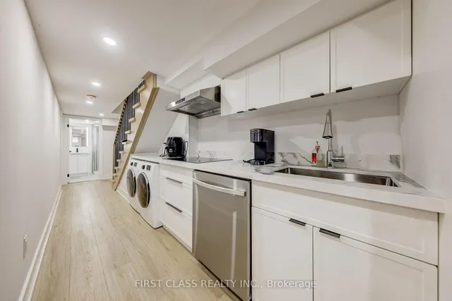 Additional image 43 of 431 Roxton Rd