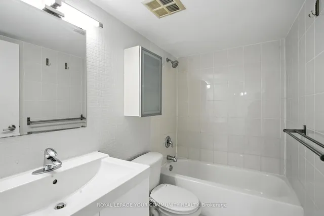 Additional image 17 of 25 Grenville St Unit 1103