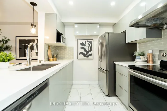 Additional image 3 of 1883 McNicoll Ave Unit 611