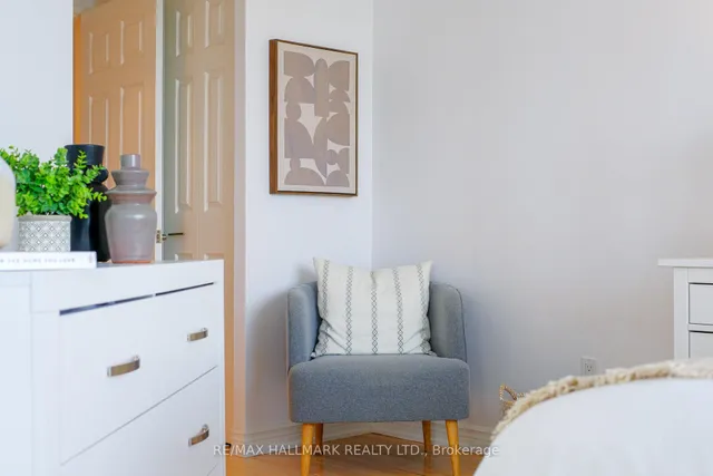 Additional image 28 of 65 Scadding Ave Unit 924