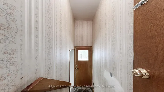 Additional image 22 of 765 Morrish Rd