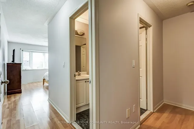 Additional image 30 of 23 Mondeo Dr