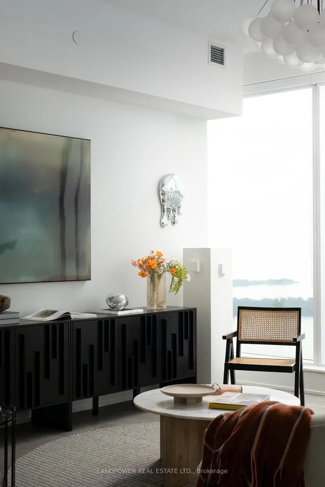 Additional image 9 of 10 York St Unit 6210