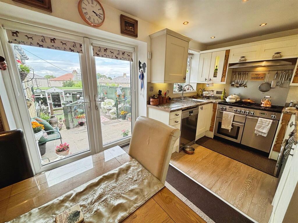 Additional image 34 of Intake Road, Bradford, BD2 3NQ