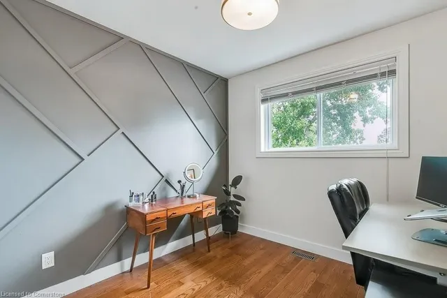 Additional image 16 of 120 Devonglen Dr