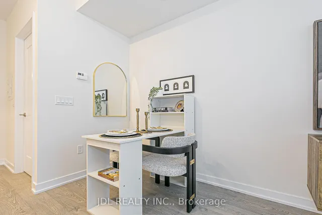 Additional image 4 of 99 John St Unit 3006