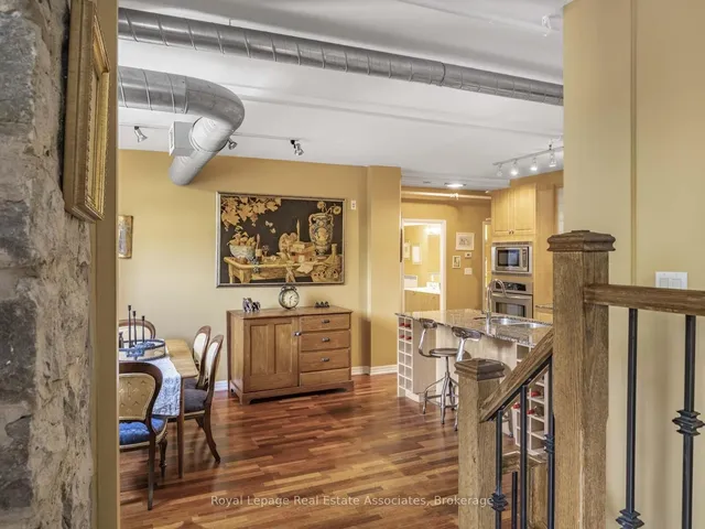 Additional image 19 of 384 Sunnyside Ave Unit 102