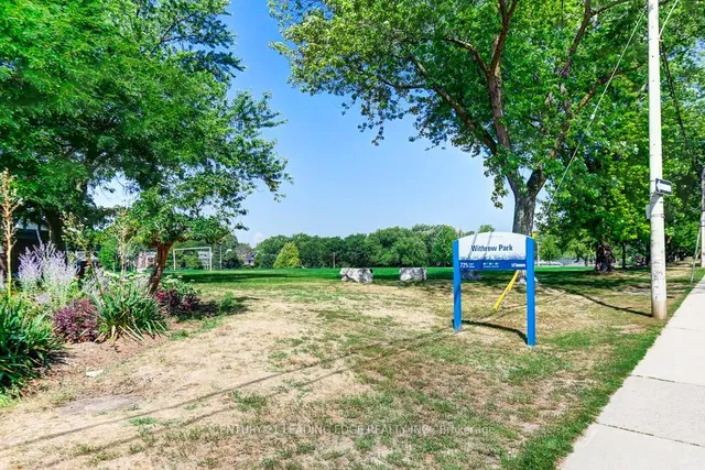 Primary image of 210 WITHROW Ave