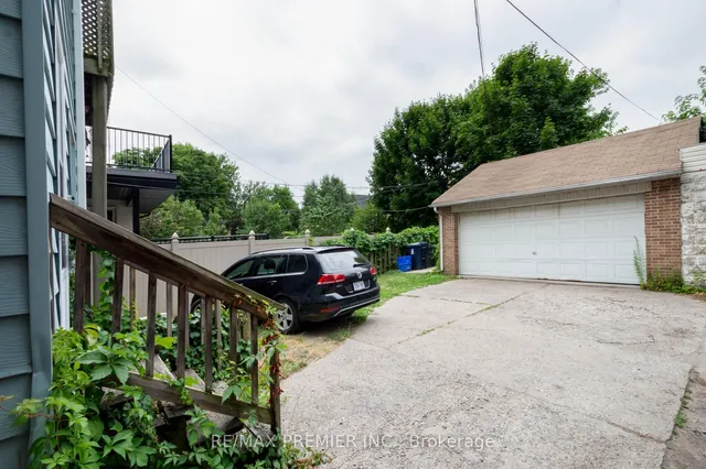 Additional image 16 of 300 Keele St