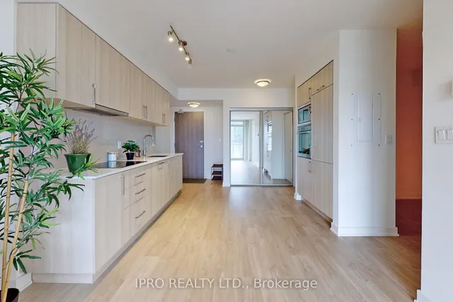 Additional image 27 of 27 Bathurst St Unit 703W