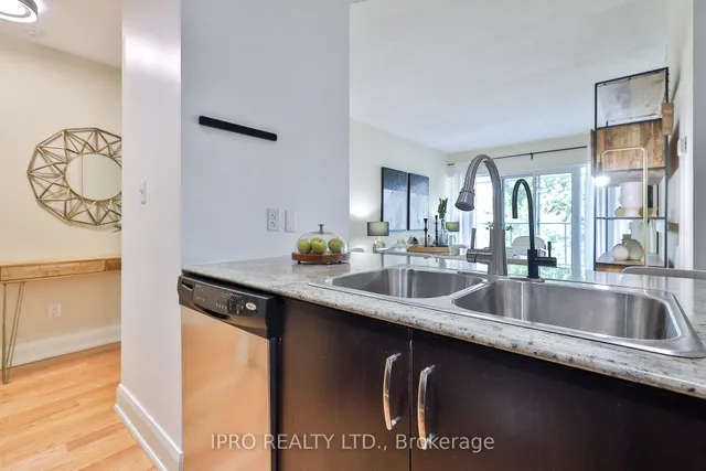 Additional image 22 of 1636 Dundas St Unit 5