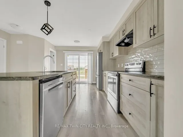 Additional image 6 of 341 Valencia Ave