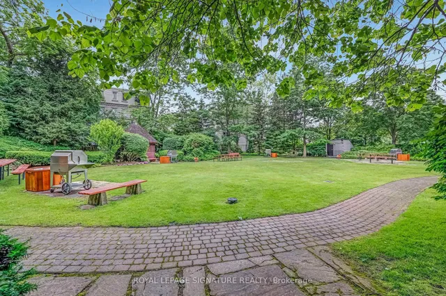 Additional image 27 of 10 Kenneth Ave Unit 406