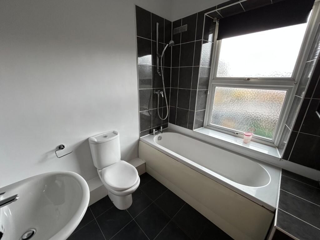 Additional image 6 of Farfield Street, Cleckheaton, BD19