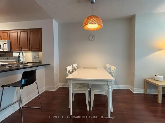 Additional image 10 of 21 Hillcrest Ave Unit 902