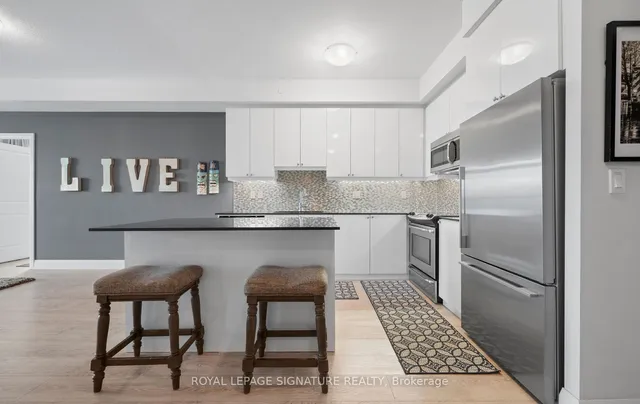 Additional image 19 of 35 Fontenay Crt Unit 807