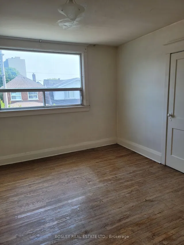 Additional image 13 of 12 Thyra Ave