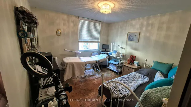 Additional image 4 of 1135 Logan Ave Unit 806
