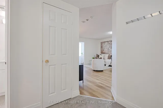 Additional image 4 of 55 Centre Ave Unit 2206