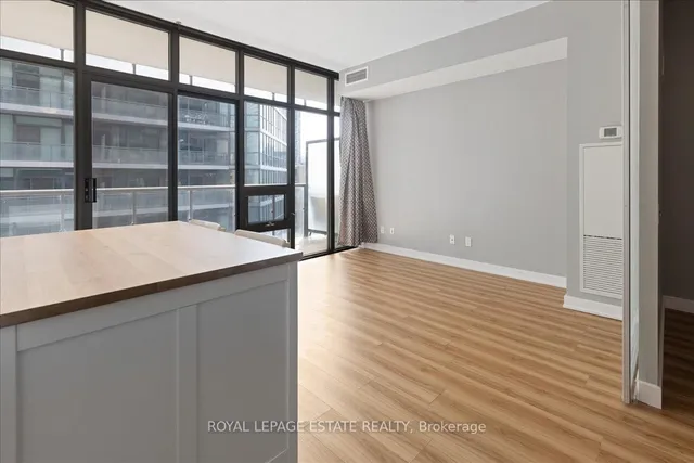 Additional image 15 of 33 Charles St Unit 811