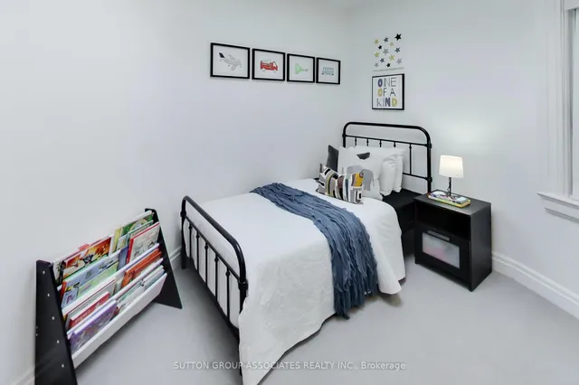 Additional image 20 of 177 Humewood Dr