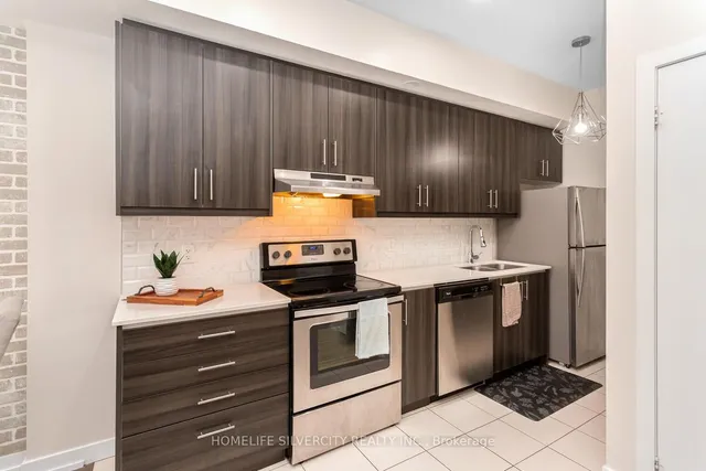 Additional image 19 of 2063 Weston Rd Unit 15