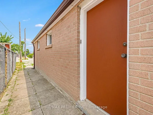 Additional image 48 of 83 Spenvalley Dr