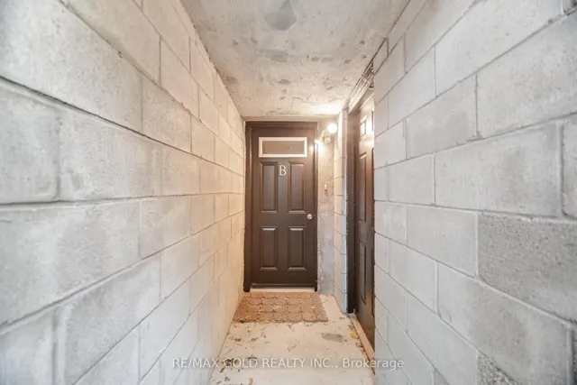 Additional image 49 of 60 Salem Ave