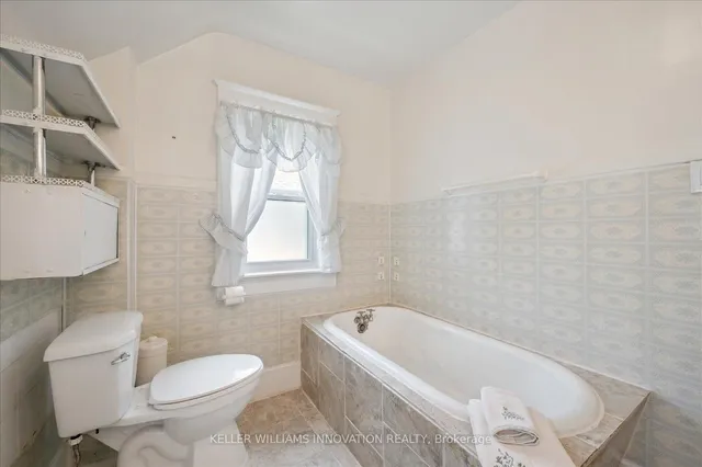 Additional image 23 of 156 Union Blvd