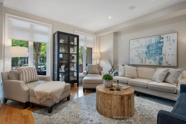 Additional image 5 of 26 Winners Circ