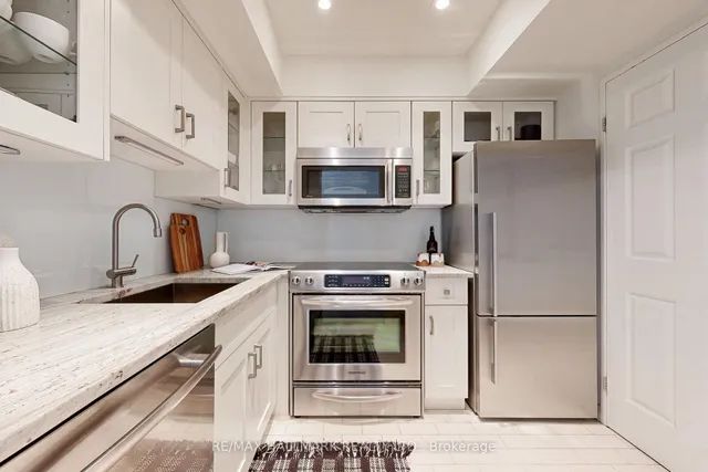 Additional image 17 of 65 Scadding Ave Unit 924