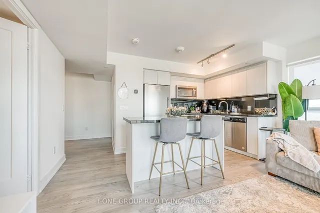 Additional image 10 of 5 Mabelle Ave Unit 1428