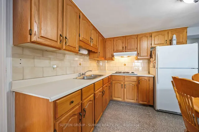 Additional image 10 of 405 GILBERT Ave