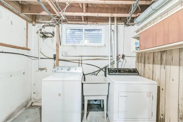 Additional image 31 of 39 Lexington Ave Unit 51