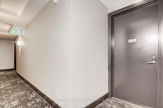 Additional image 24 of 18 Yorkville Ave Unit 704