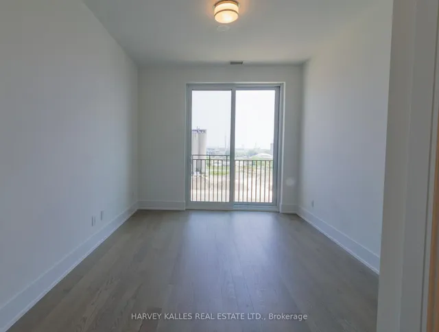 Additional image 23 of 155 Merchants Wharf Unit 701