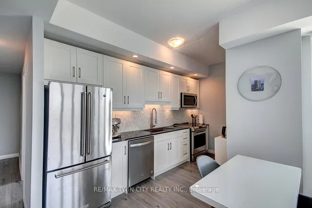 Additional image 4 of 60 Charles St Unit 1805