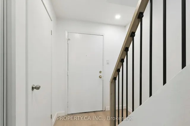 Additional image 22 of 1209 Queen St Unit 29