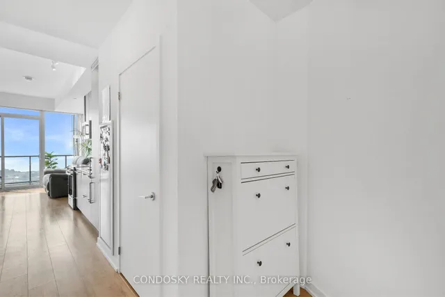 Additional image 25 of 135 East Liberty St Unit PH01