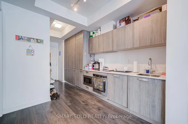 Additional image 16 of 50 Charles St Unit 2909