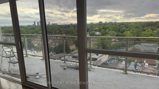 Additional image 7 of 5101 Dundas St Unit 902