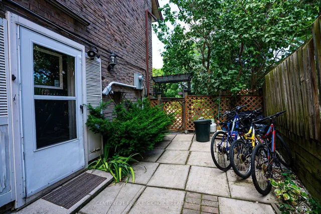 Additional image 39 of 133 Robert Hicks Dr