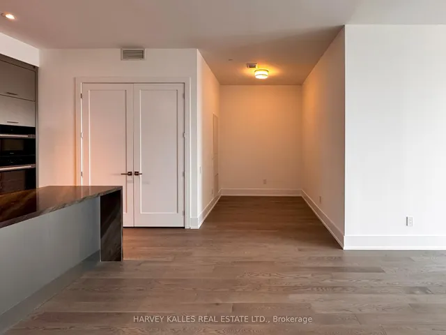 Additional image 10 of 155 Merchants Wharf Unit 701