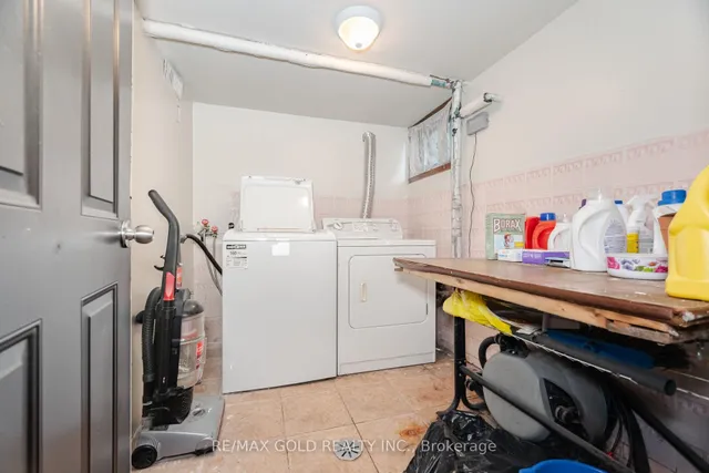 Additional image 43 of 60 Salem Ave