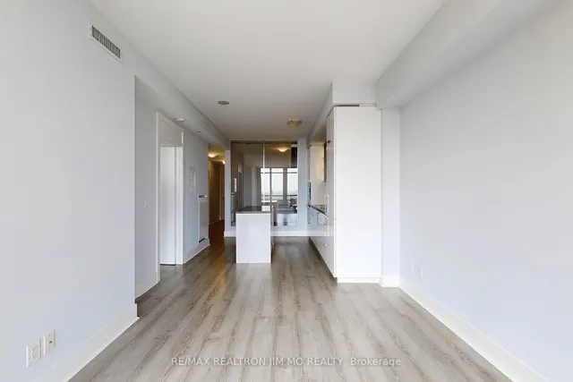 Additional image 7 of 32 Davenport Rd Unit 1706